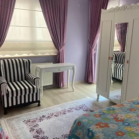 Apartment Yazlik *